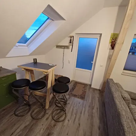 Wohnen In Der Rennstadt * Schleiz
