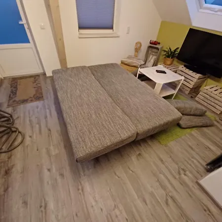 Wohnen In Der Rennstadt Apartment Schleiz